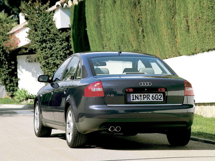  Audi A6 3.0 Sedan (4B, C5) 2001 года  (фото 7 из 17)